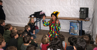 Animatrice pour Enfants pour Arbre de Noël !