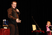 Spectacle de magie interactif pour spectacle de Noël et Arbre de Noël !