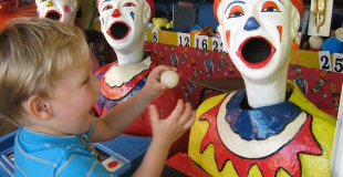 Fête foraine enfants comme thème de votre arbre de Noël